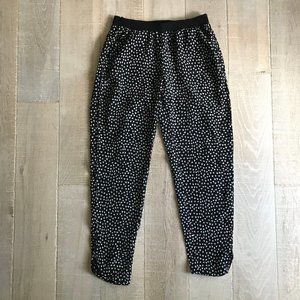 Black & White Heart Print Pull-On Pants Size 8